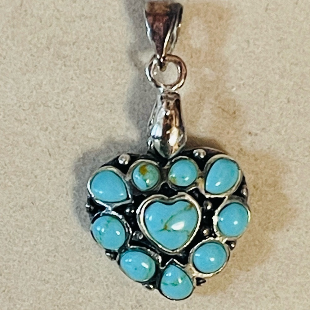 VTG SOUTHWEST sterling silver 925 sleeping beauty Turquoise heart pendant